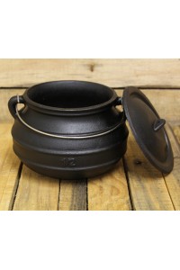 Potjie Cast Iron Flat Pot - 2 Quart Size 1/2