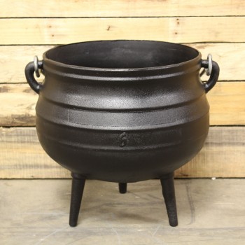 NutriChef 5.6 Liters Pre-Season Three-legged Cauldron Potjie