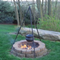 Heavy Duty Camping Tripod for Potjie Stew Pots
